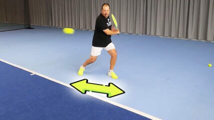 Tennis Distanz zum Ball Rückhandübungen